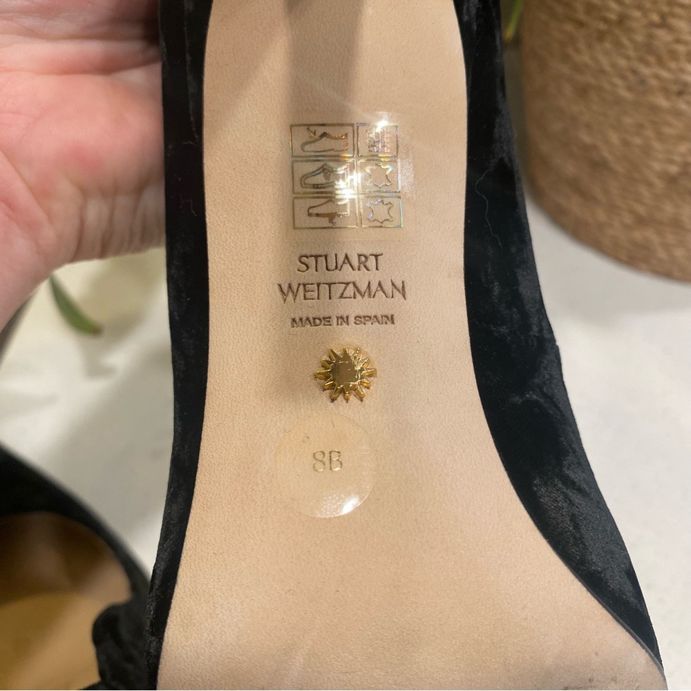 *SOLD* Stuart Weitzman 100 Scallop Pumps Black Crushed Velvet Women’s 8 - Picture 6 of 6